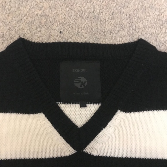 SWEATER - Picture 3 of 3